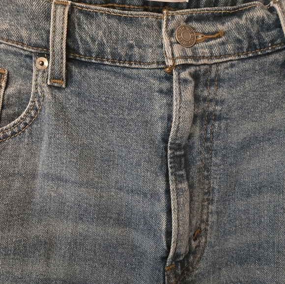 Levi Jeans - Picture 3 of 6